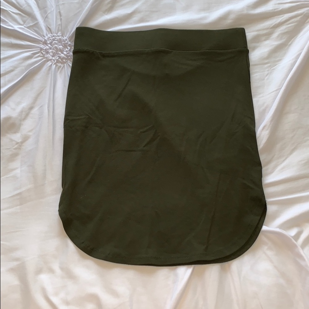 SOLD NWOT Forever 21 Pencil Skirt